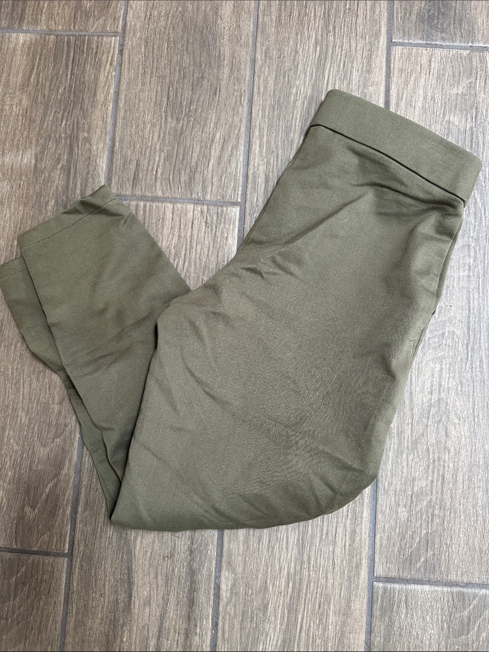Briggs New York Olive Green Leggings Womens Size 4.